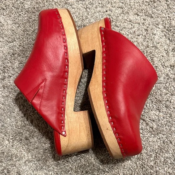 Charlotte Stone Bold Red Mules - Picture 1 of 5